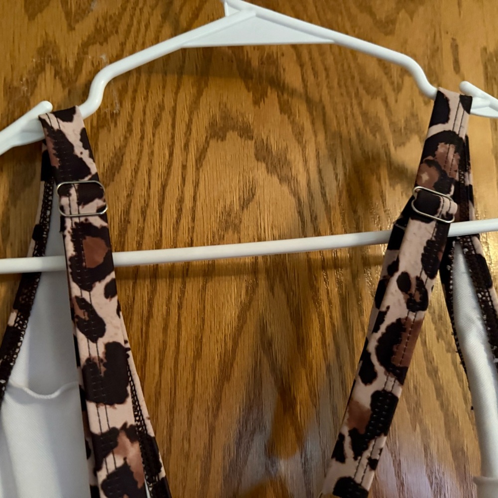Leopard Print plus size 18w One Piece Swimsuit criss cross back adjustable nwot - Picture 10 of 12
